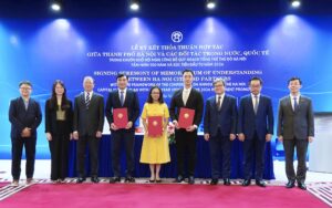 Hà Nội và Grab Việt Nam hợp tác phát triển đô thị thông minh, chuyển đổi số