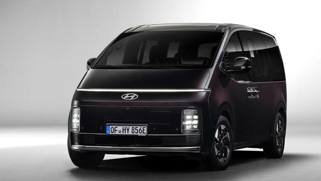 Hyundai Staria Electric - minivan điện đấu Volkswagen ID. Buzz