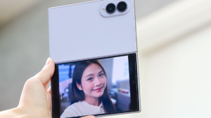 Mở rộng trải nghiệm - yếu tố giúp smartphone gập Samsung hút người trẻ