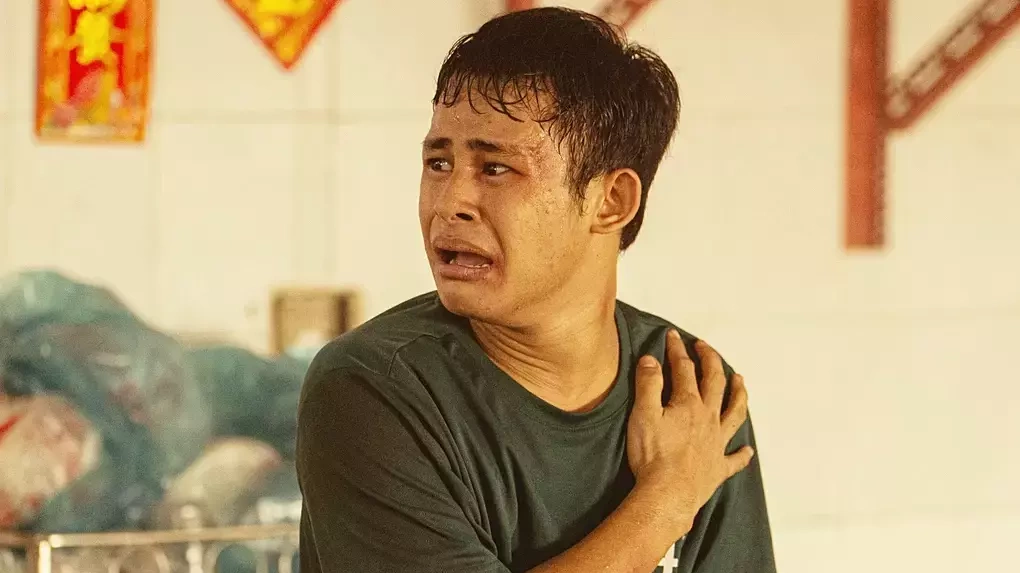 Đạo diễn 'Trại buôn người' kêu gọi khán giả ngưng quay lén